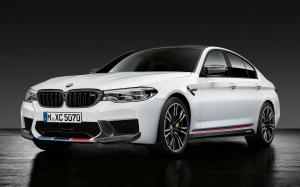 BMW M5 with M Performance Parts 2018 года (WW)